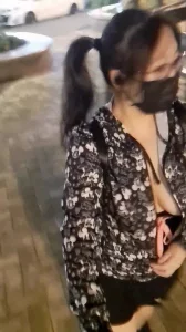 你晚上弄了好几个小雨伞知乎